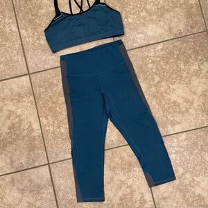 Champion Cropped Leggings